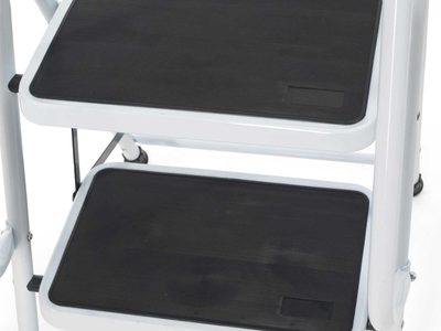 RT SL001 2 Step Safety Ladder Handrail 04 web