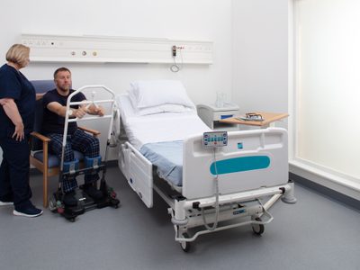 51 Motion Transfer chair seated 0 1