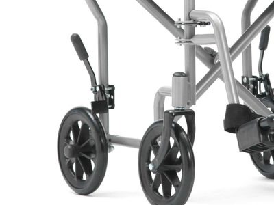 TR39 SIL Steel Travel Chair 02 web